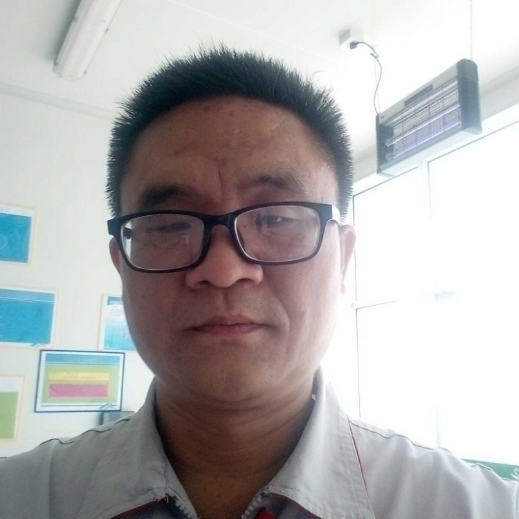 汪洋中的一条船