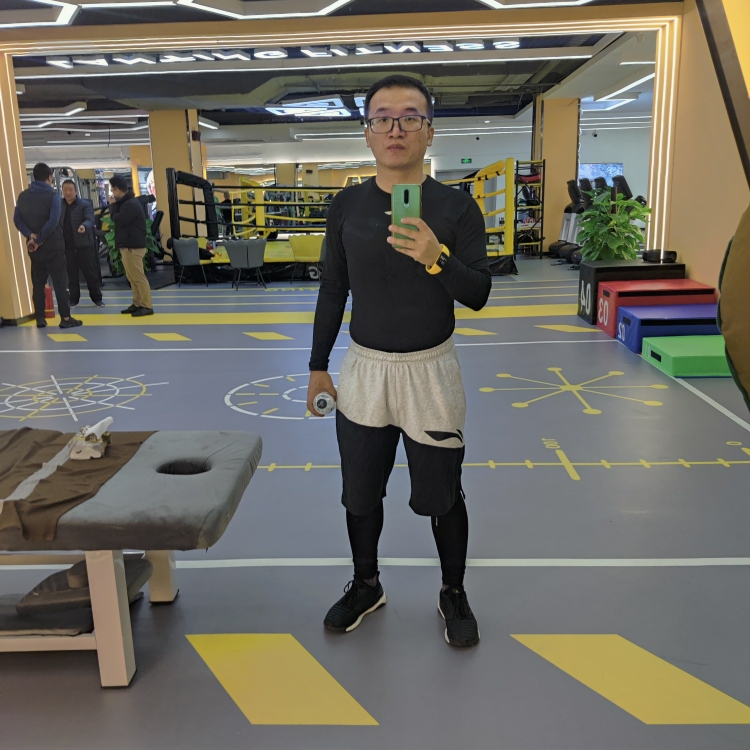 眼淚迷失了自我