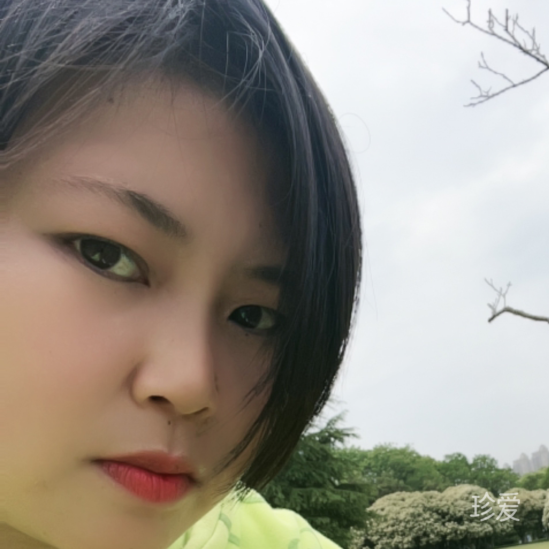 開(kāi)心悄悄樂(lè)