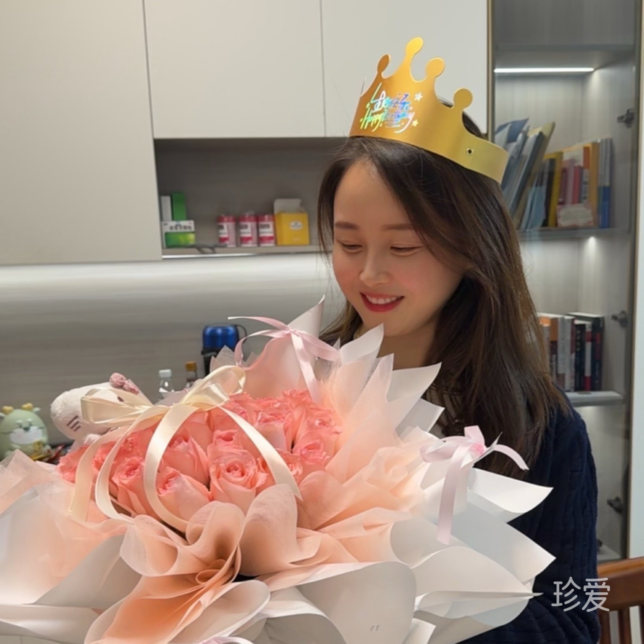 莹莹