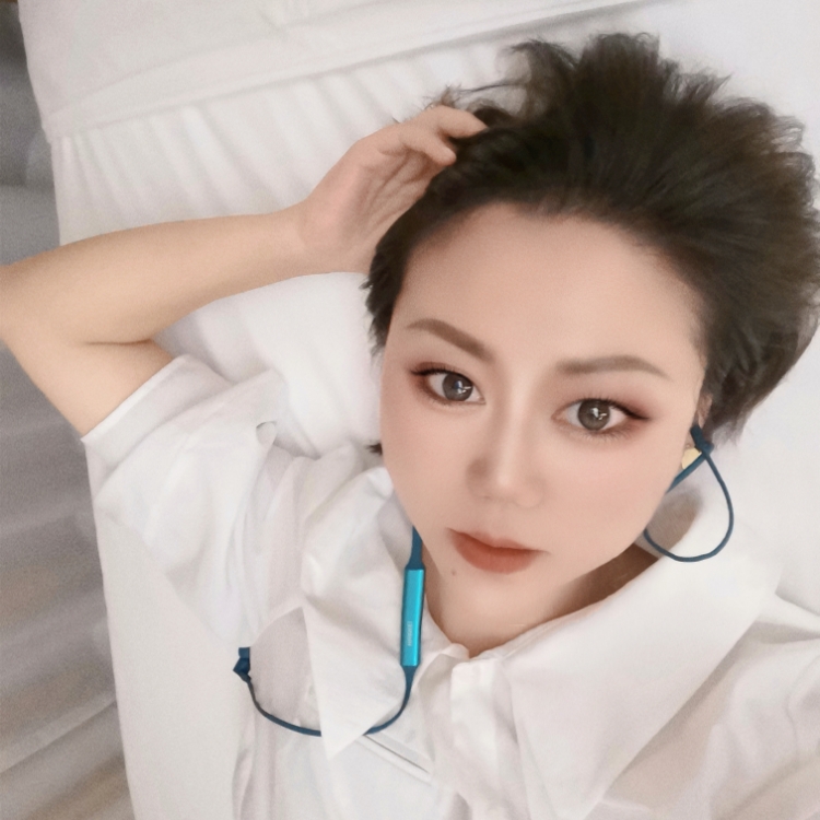 歲月靜好現(xiàn)世安穩(wěn)