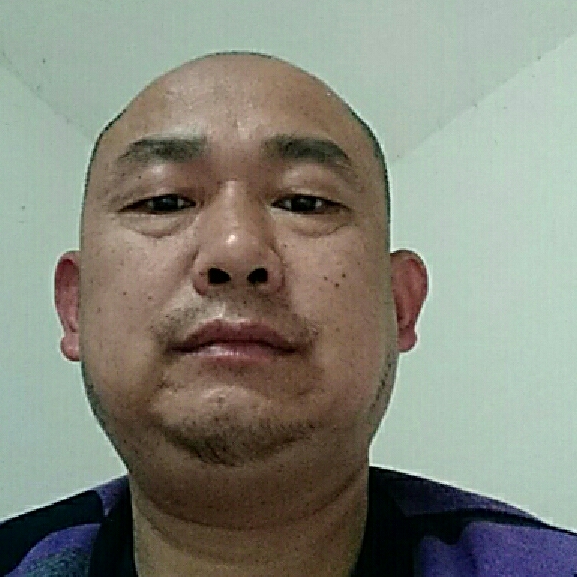 半城明月半城光