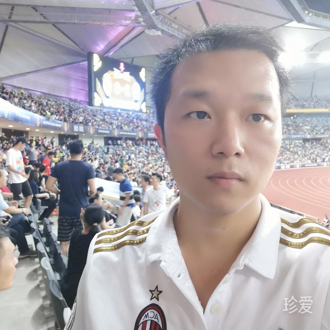 洛克琳嘉