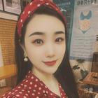 愛笑的女生