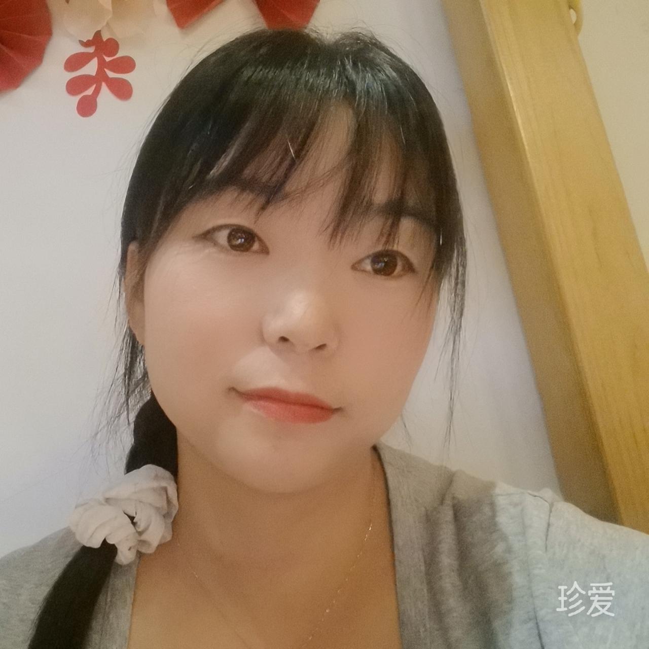 风雨中的玫瑰