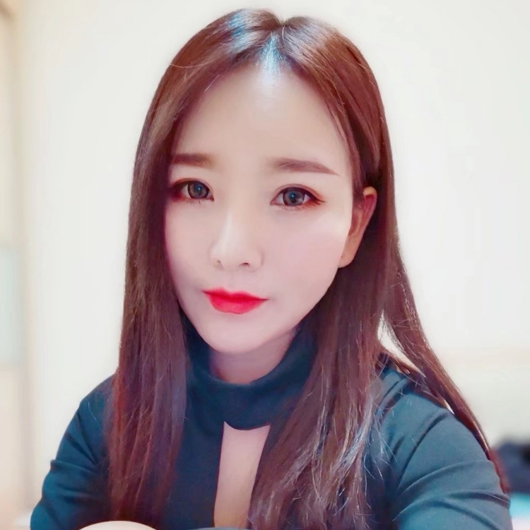 女人为谁妆