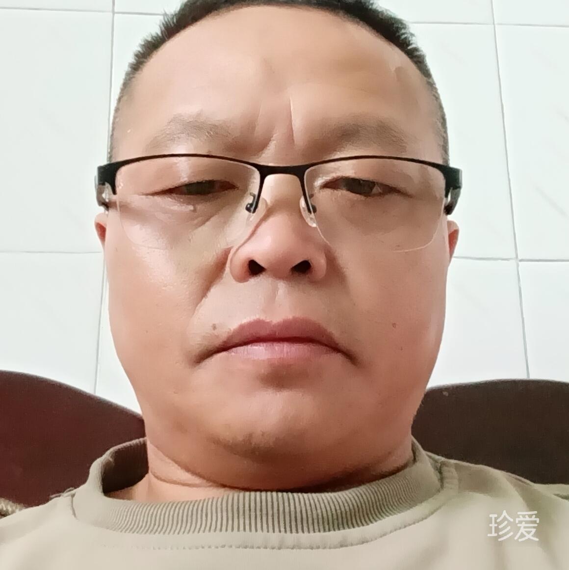 携手相伴