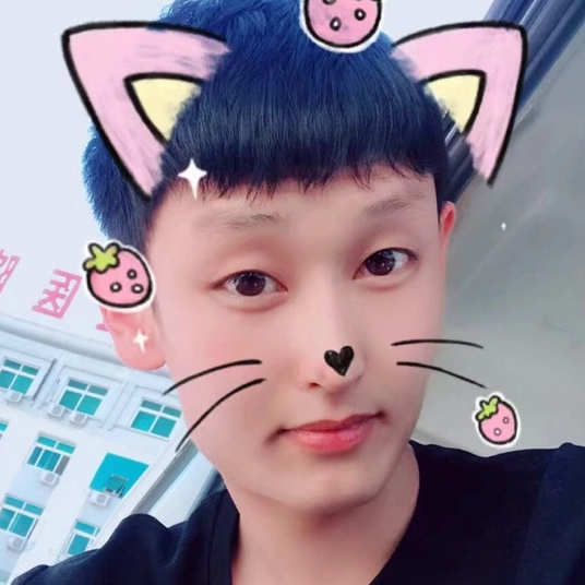 假裝的堅(jiān)強(qiáng)