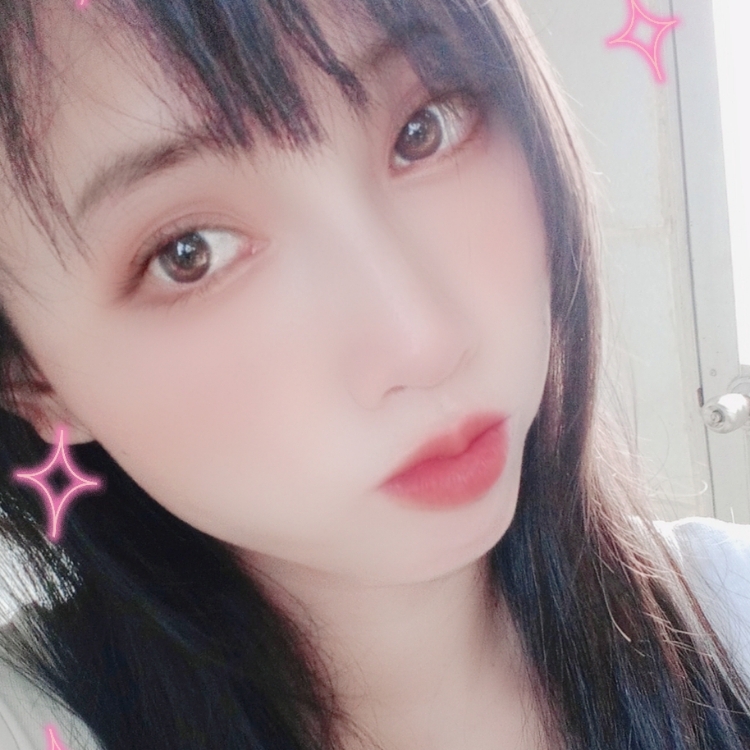 喜歡做好吃的女孩