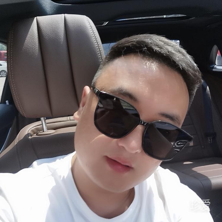 一個很酷的小哥哥