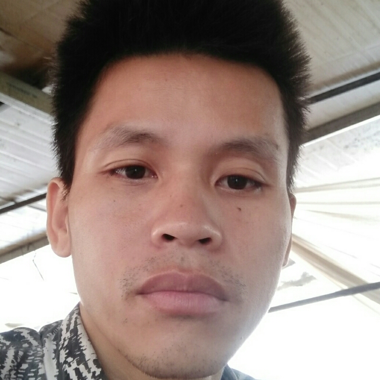 最近的你是我最远