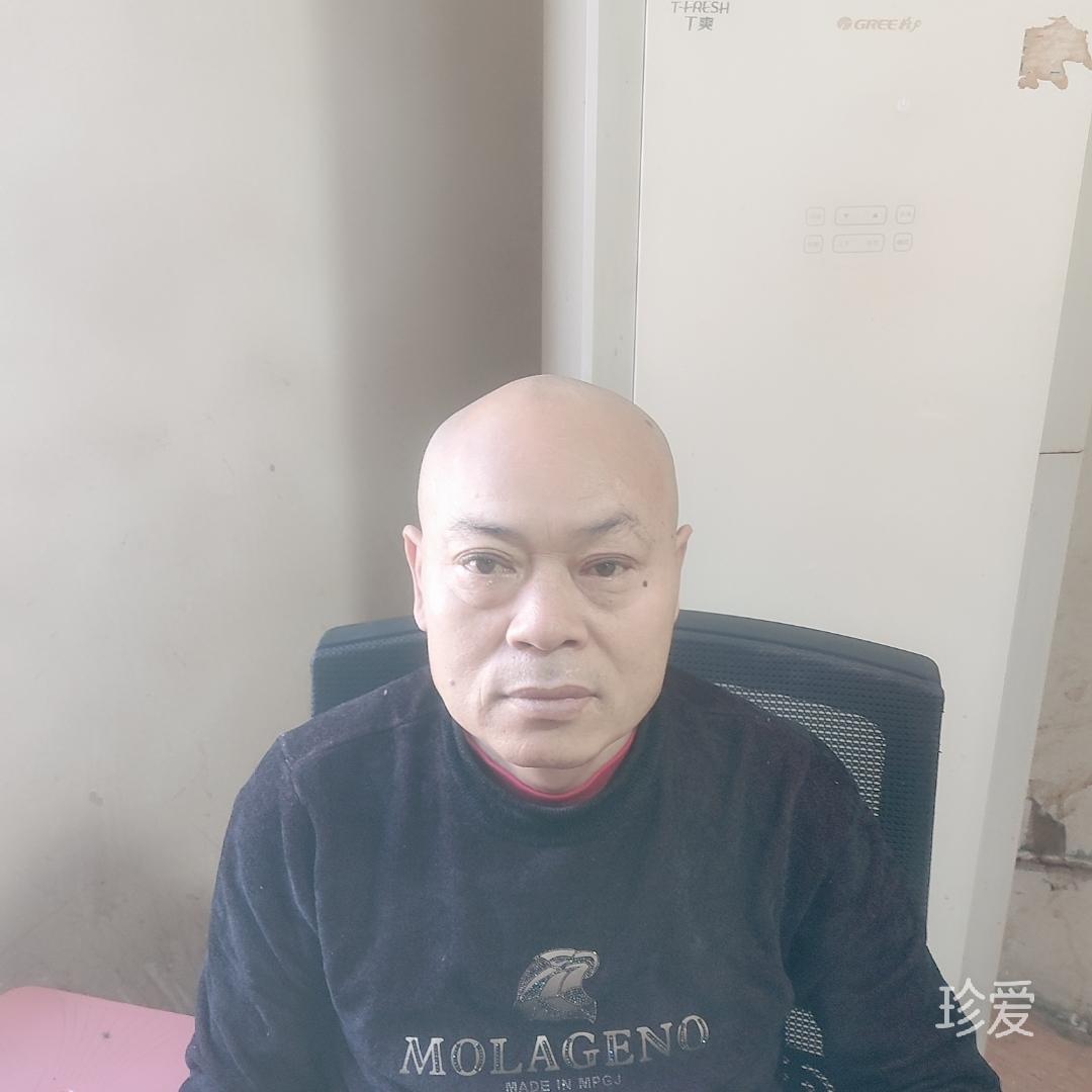 龚三