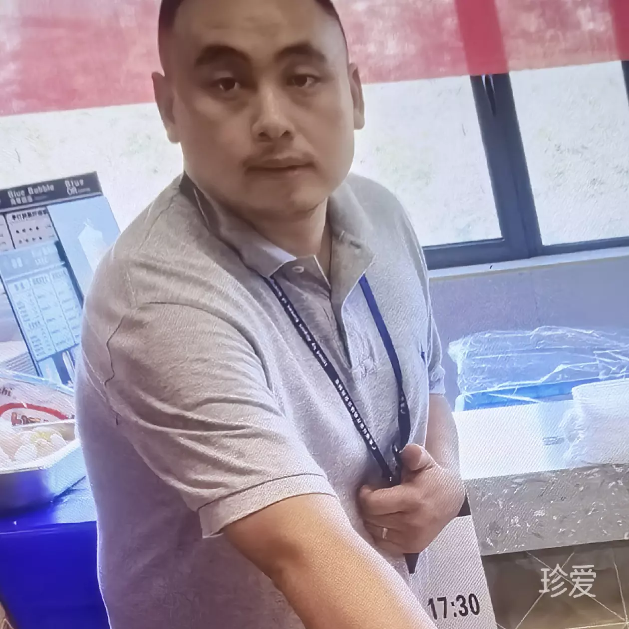 等待黎明的曙光