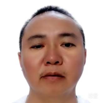 会员1332903583