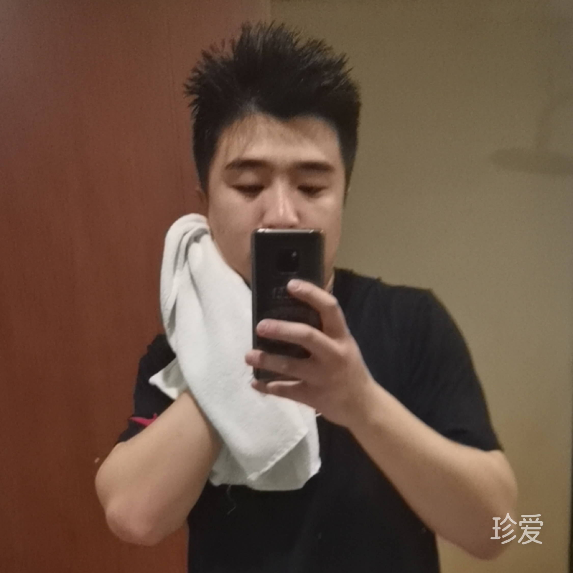 叫我小王就行了