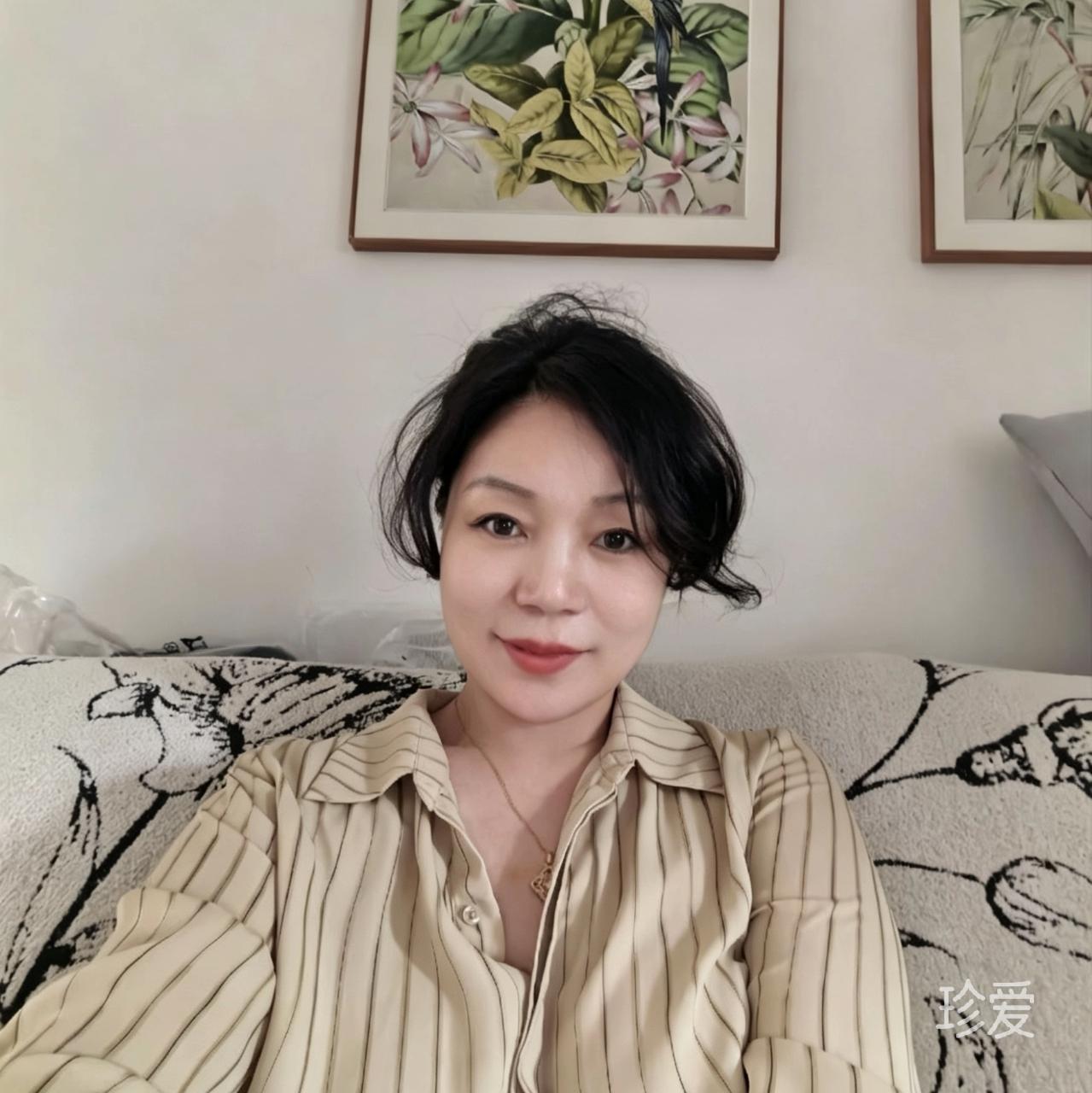 用微笑,诠释一切