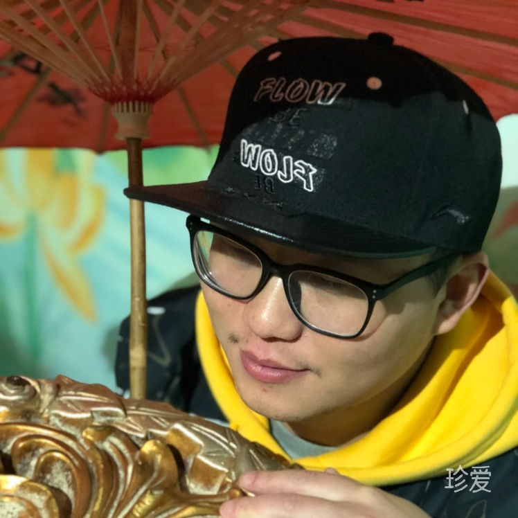 阿昆最近有點(diǎn)胖