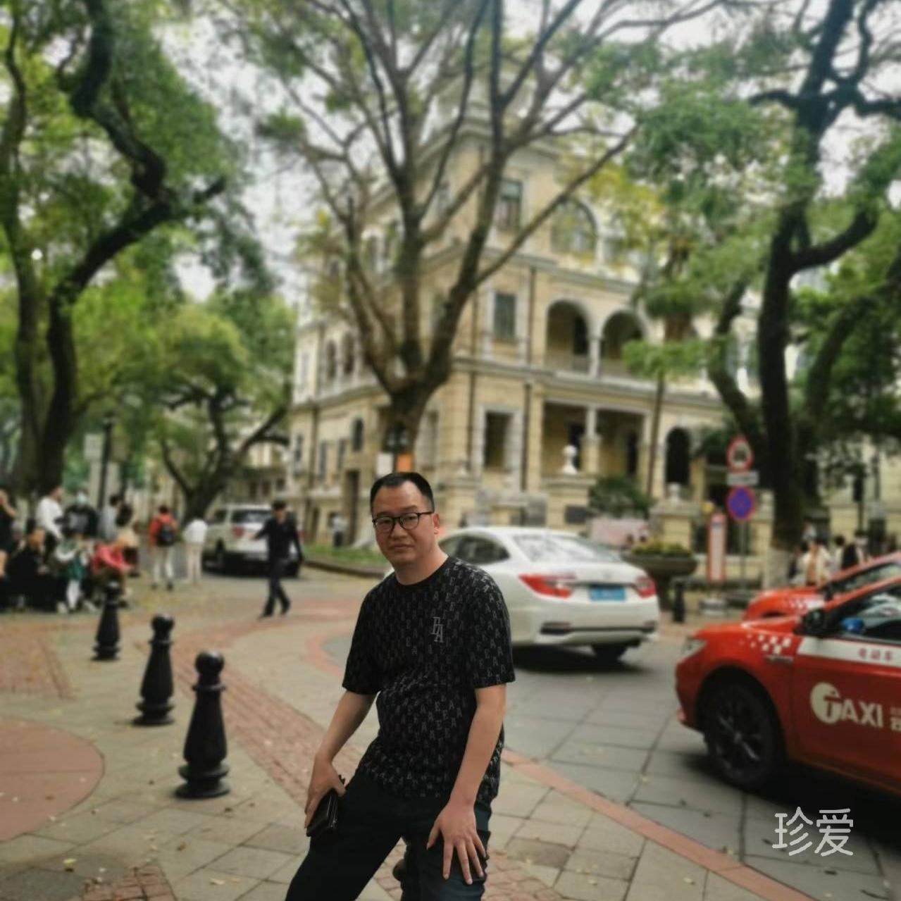 地主家的傻儿子