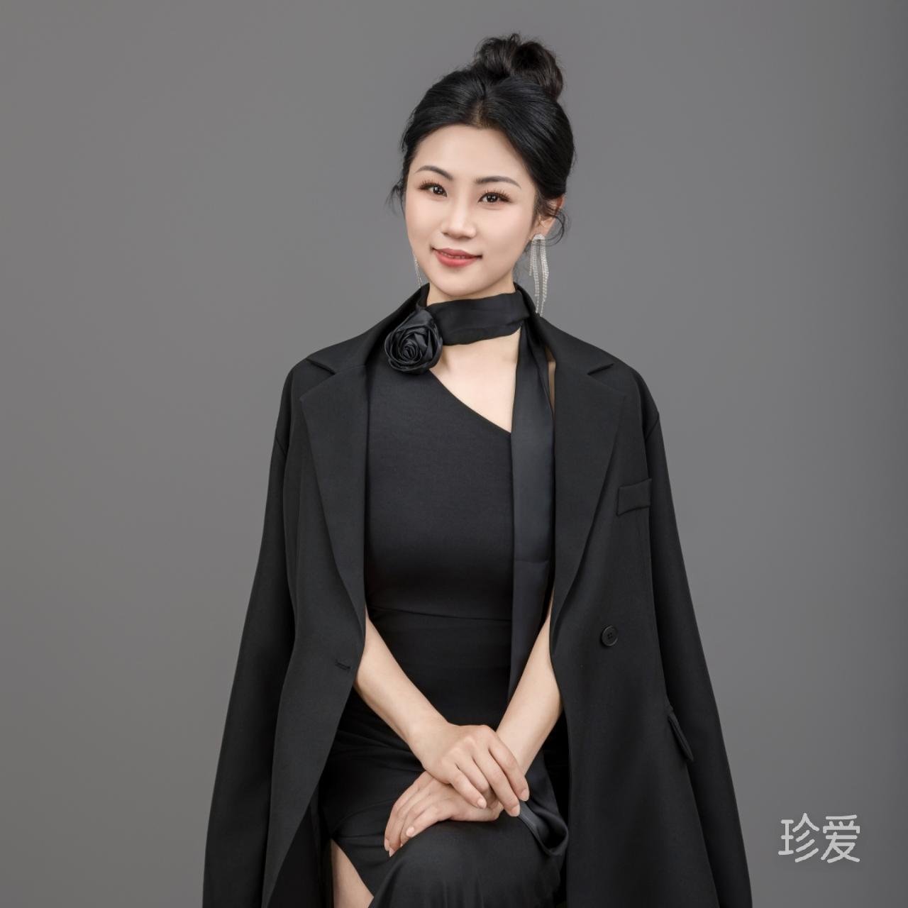 昕彤