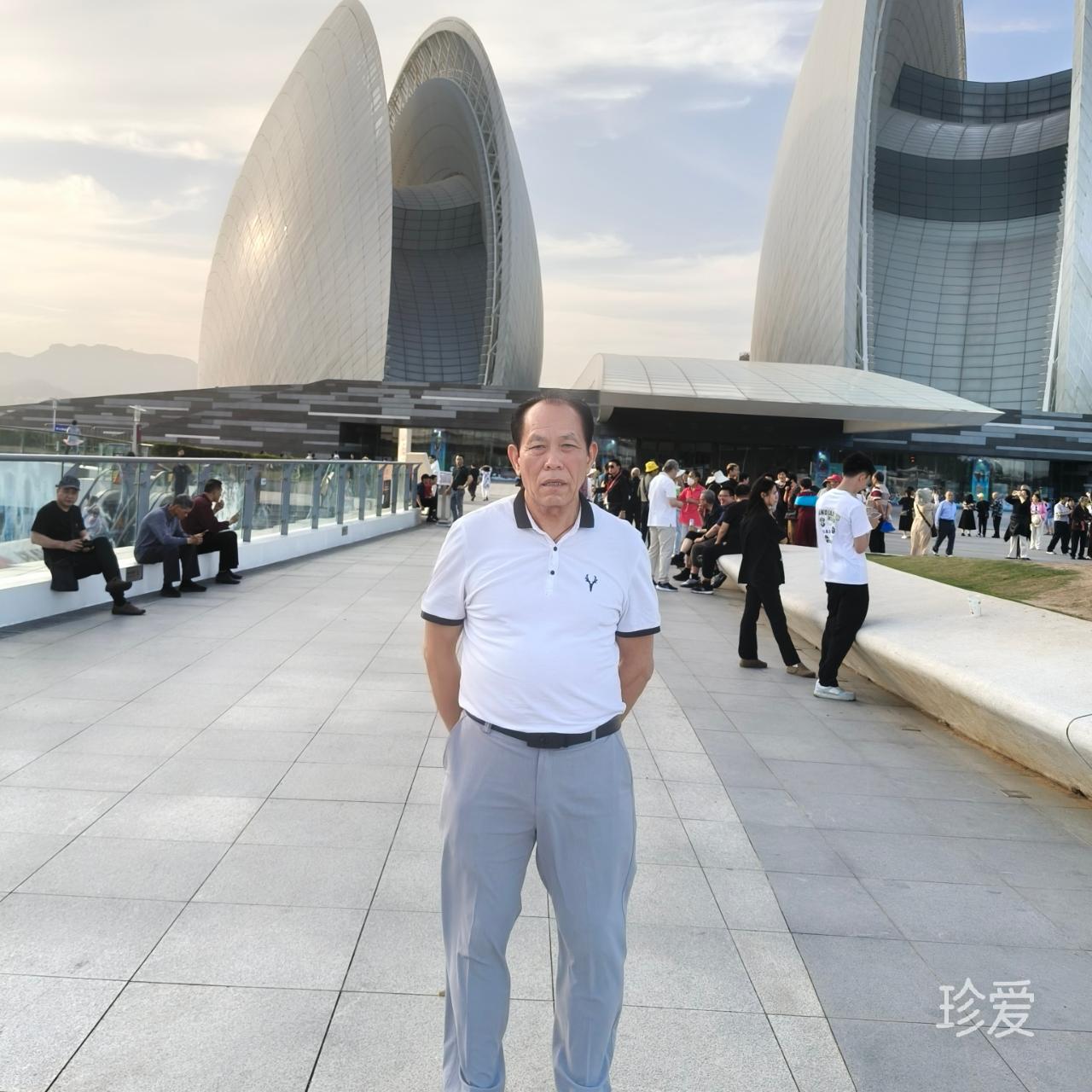 岚东桀
