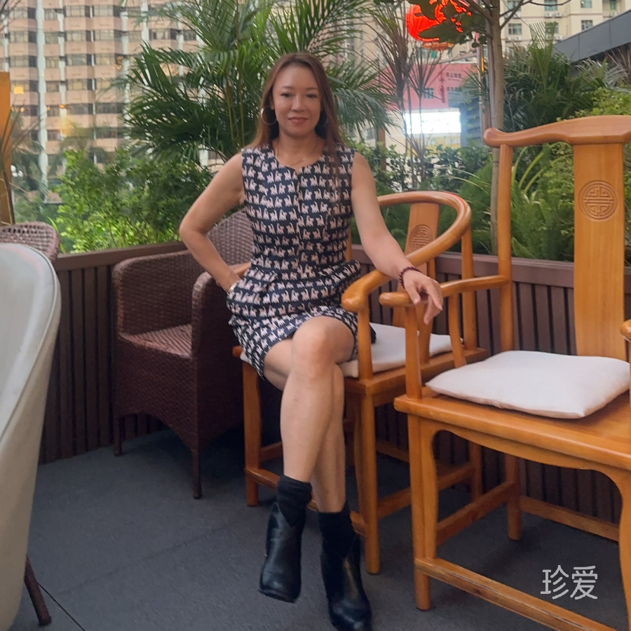 楼上的妖精