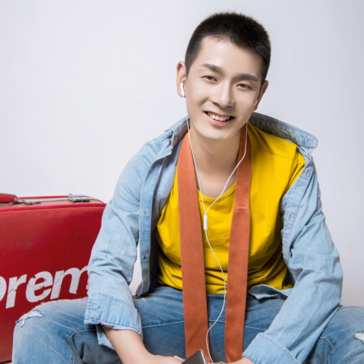 脫下軍裝的小哥哥