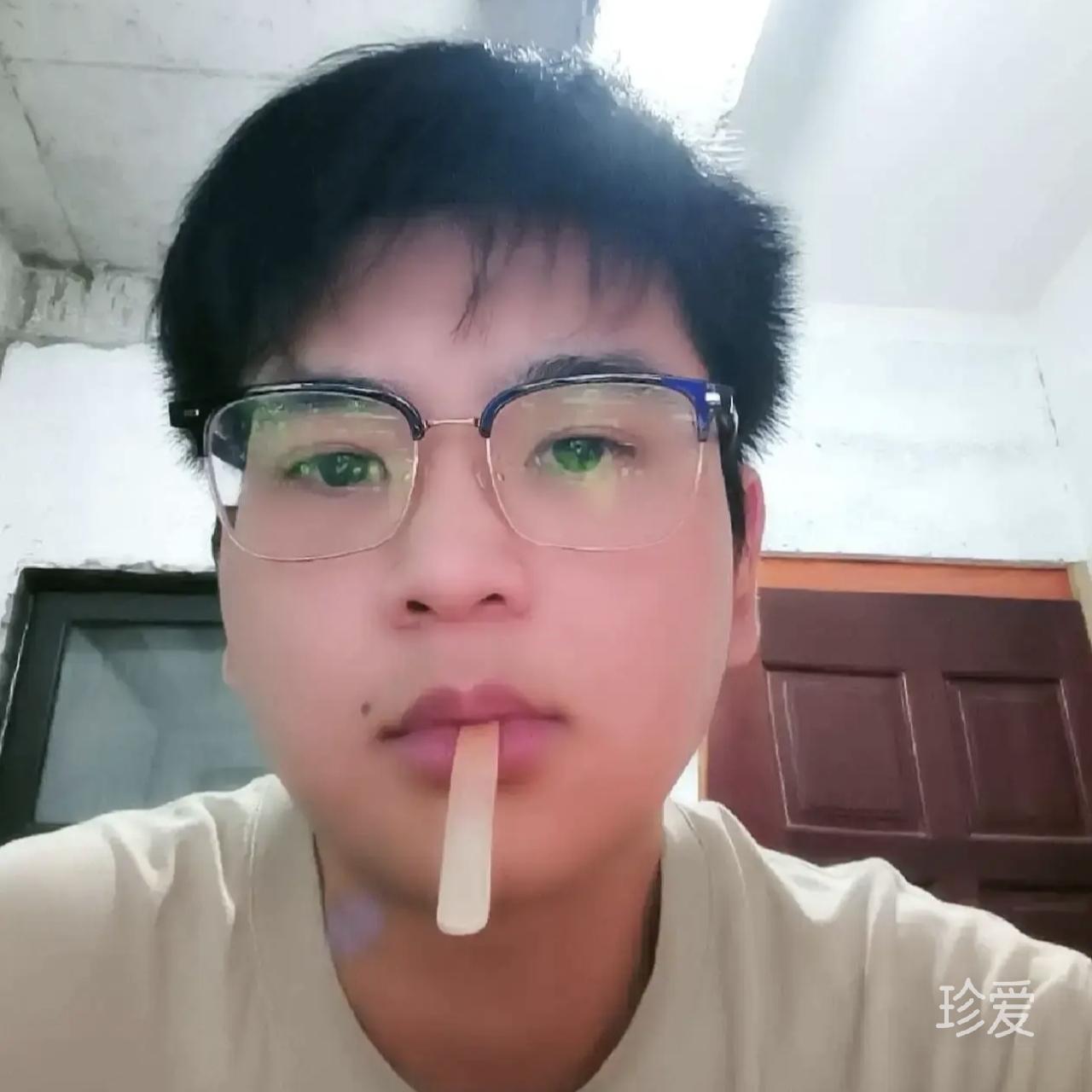 你爱我像谁