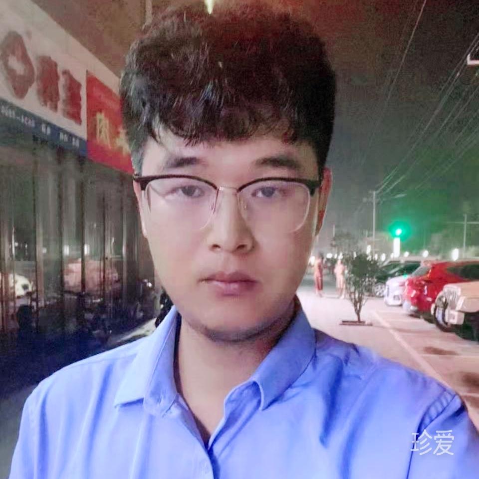嘴角上扬
