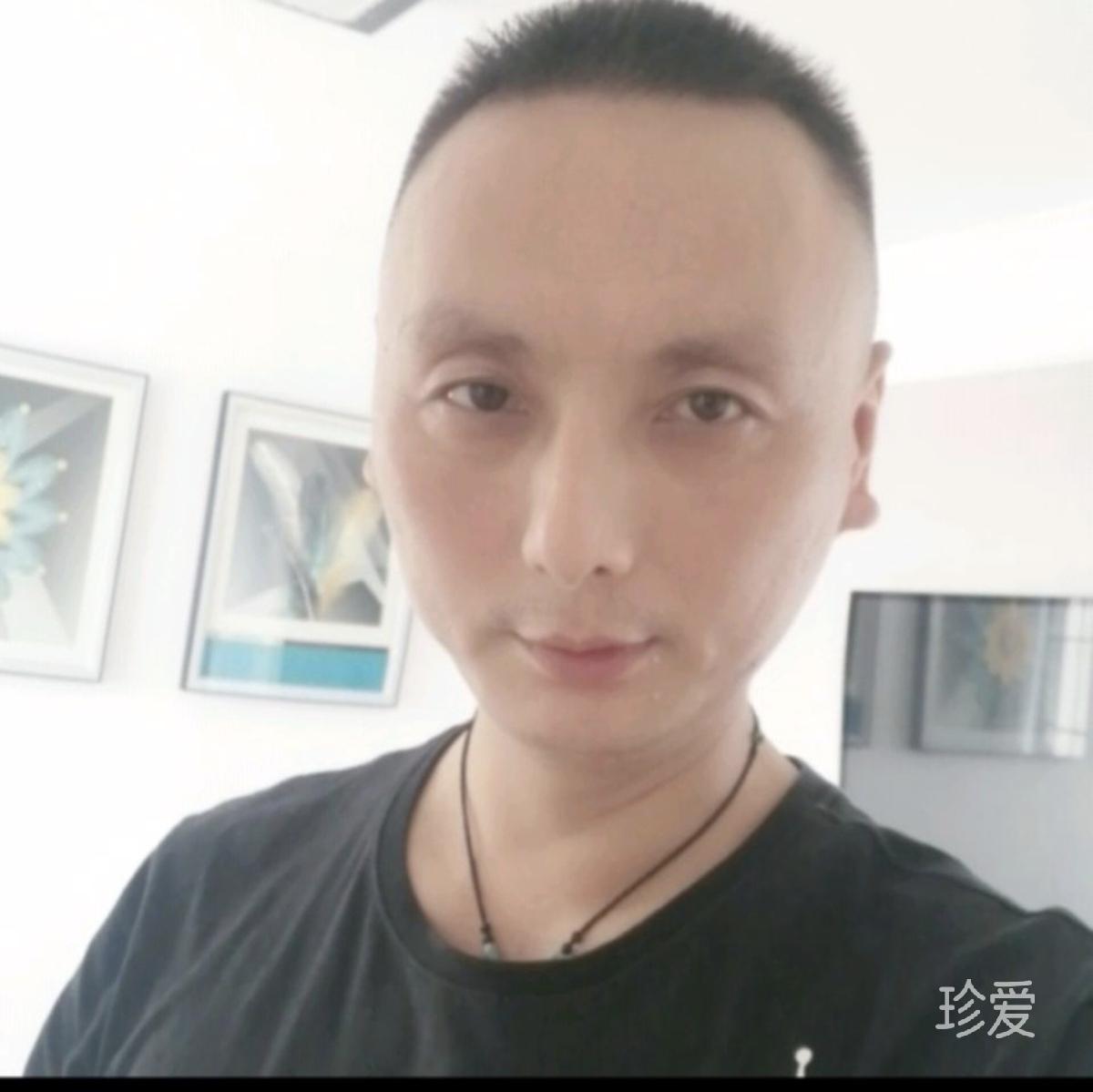 八千里路云和月