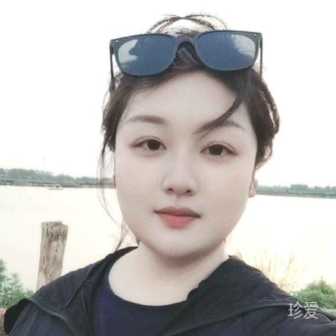 那妞孩子气