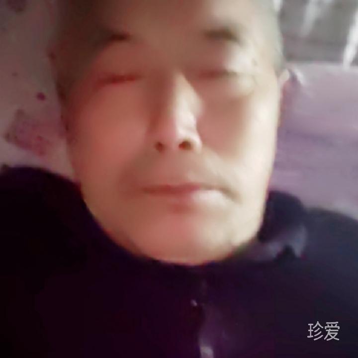 笑看腳下山