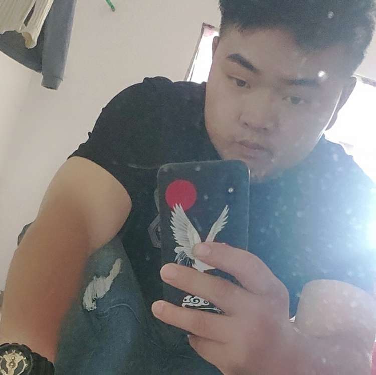 水晶帘动微风起