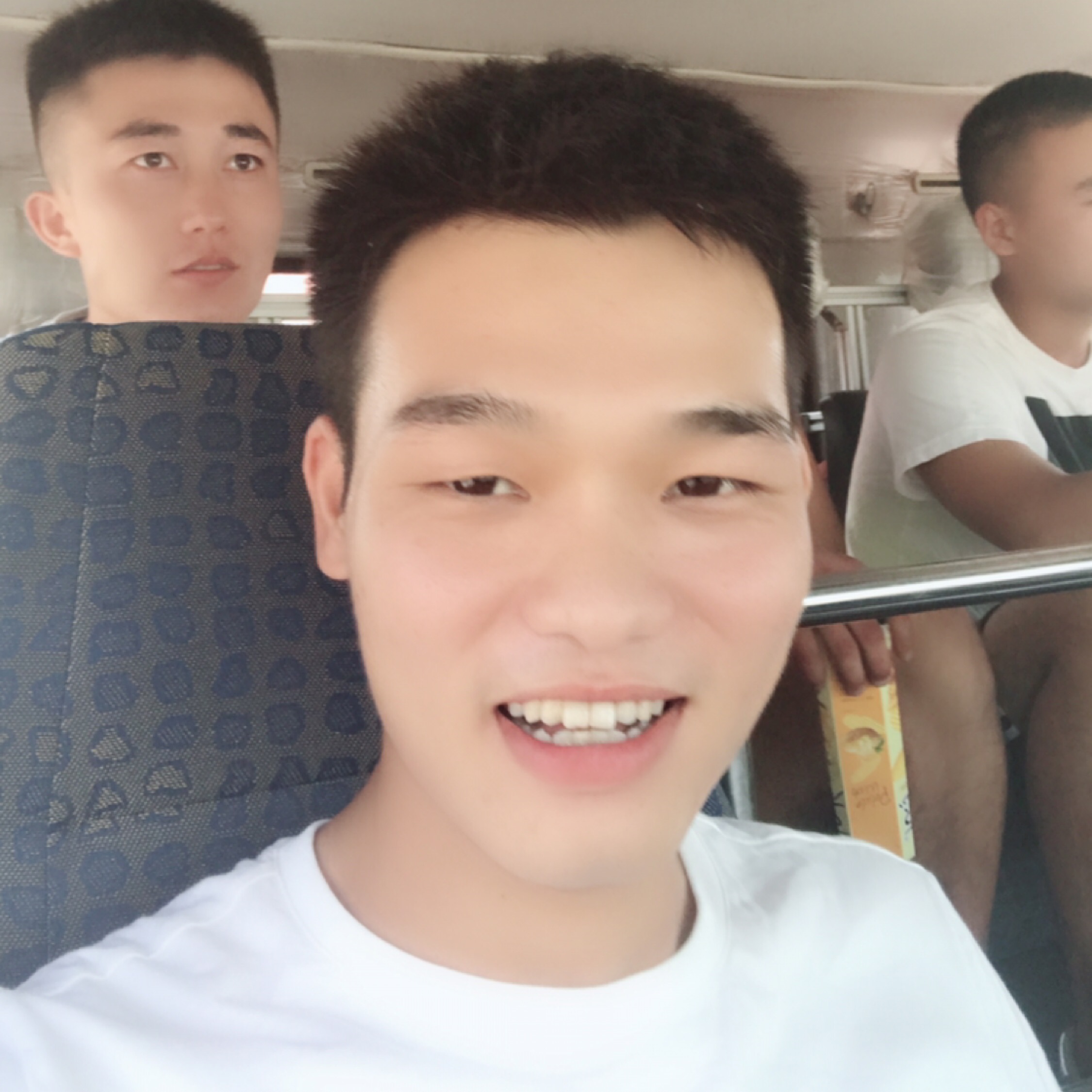 山外小樓夜聽雨