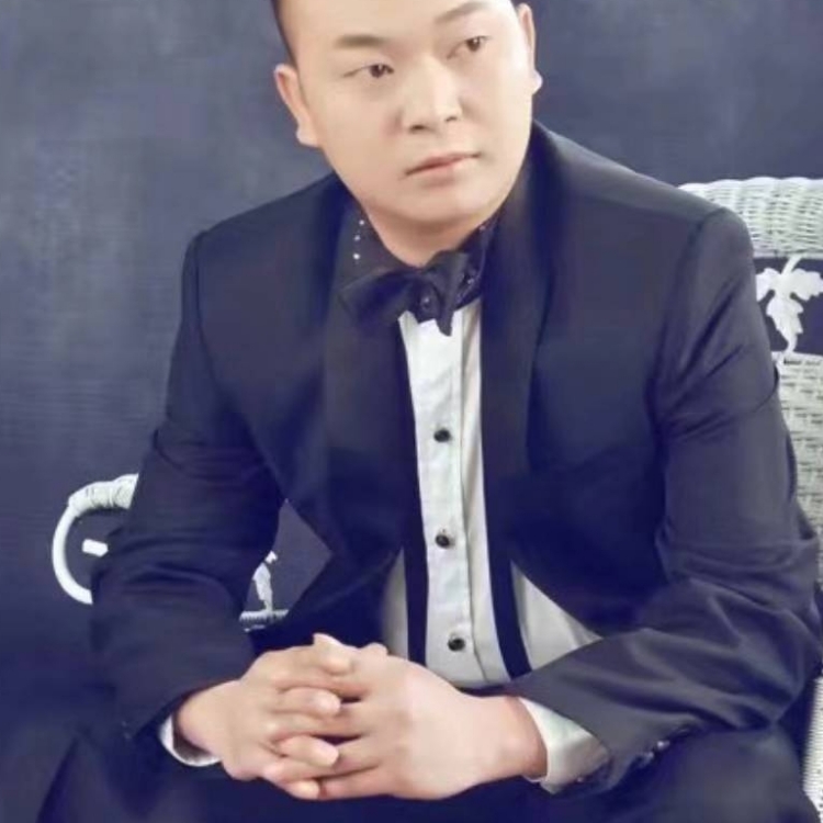 笑看風(fēng)輕云淡