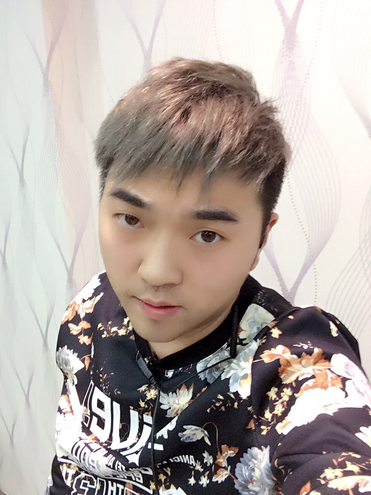 華麗轉身的背后