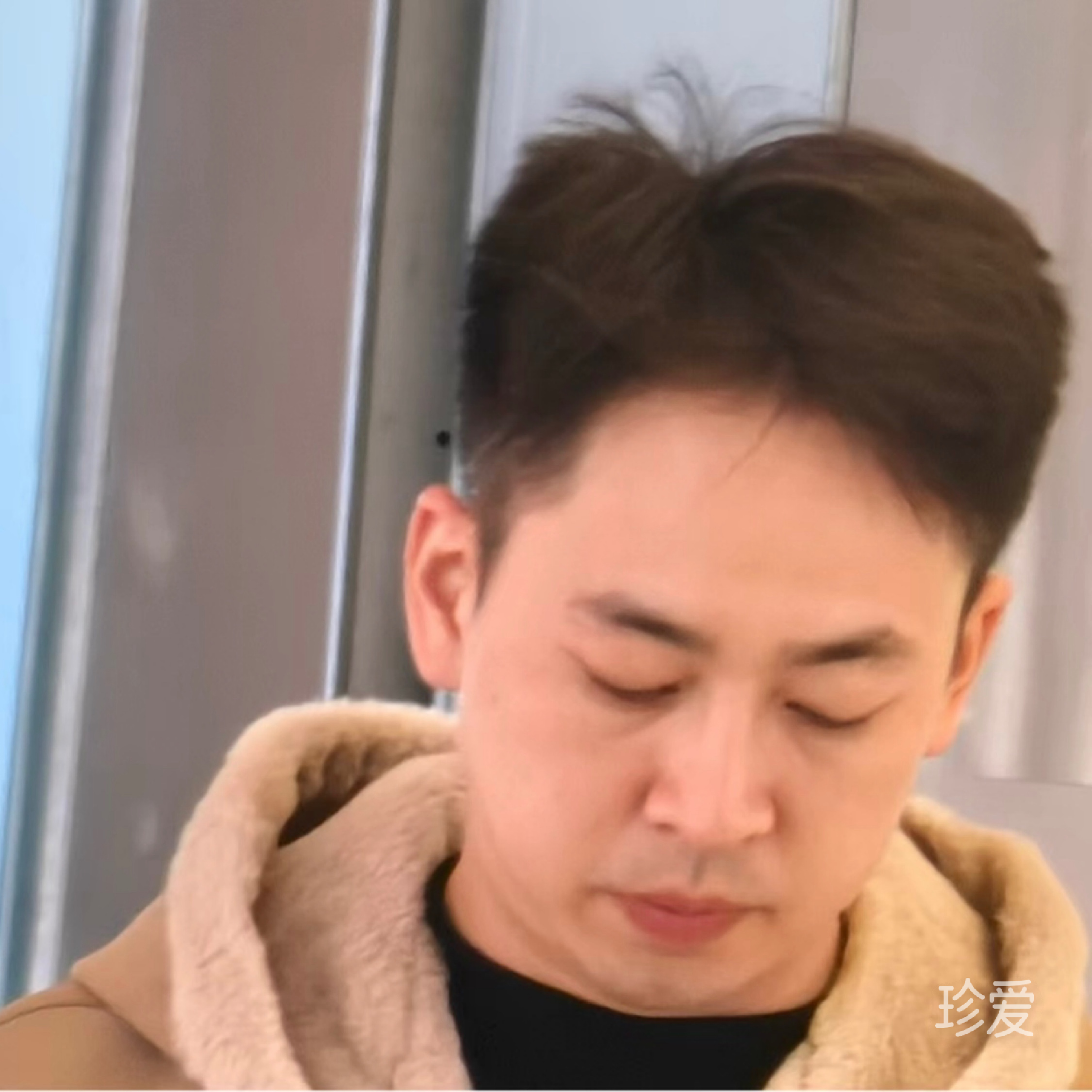 闻香下马