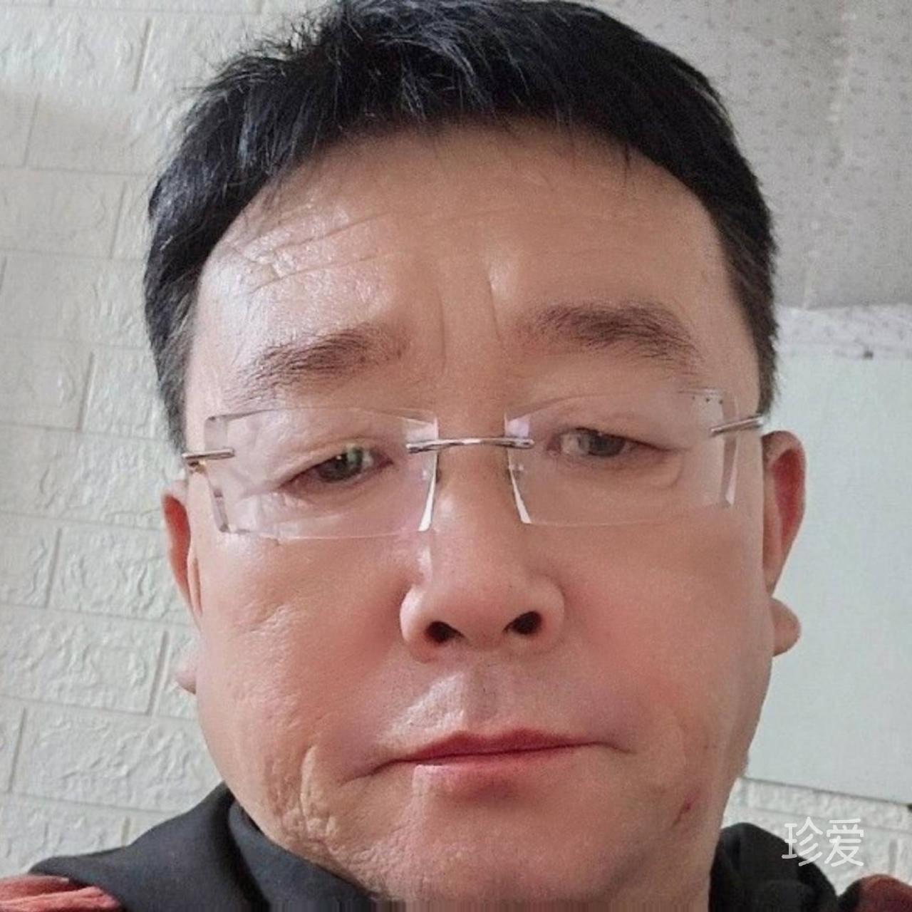 异心一意