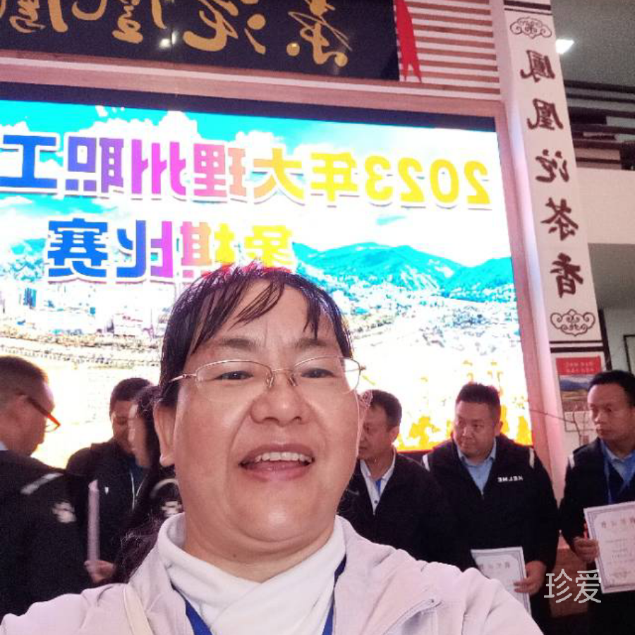 拂曉綻放的幽蘭