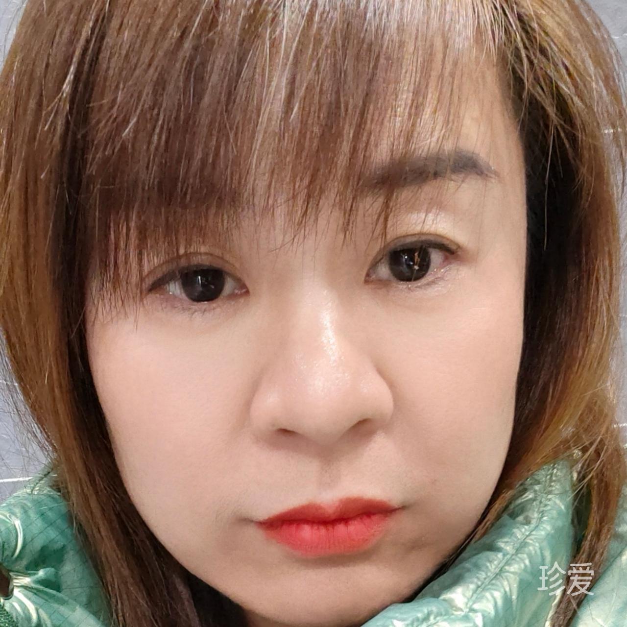 淡淡的柠檬水
