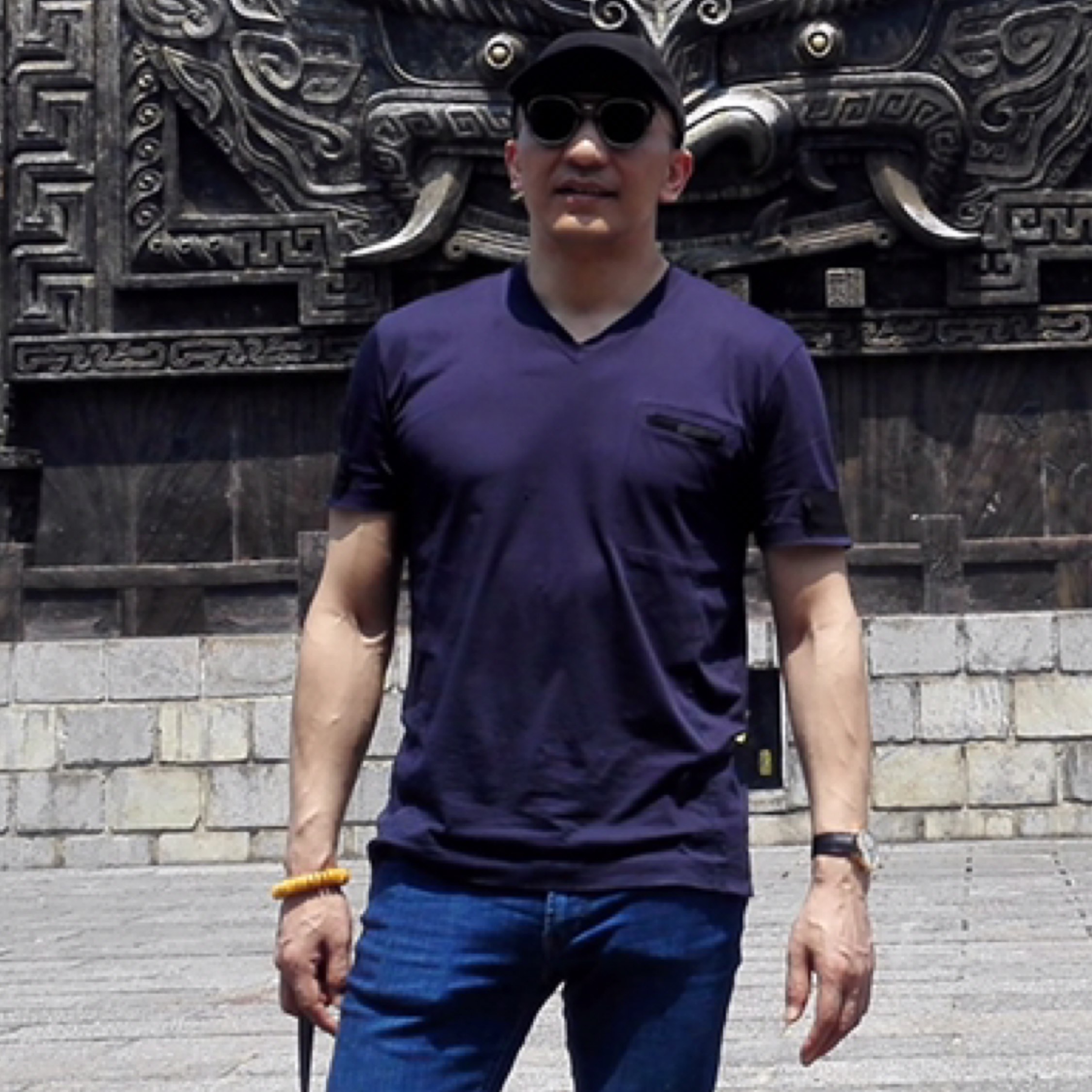 笑看红尘心奈何