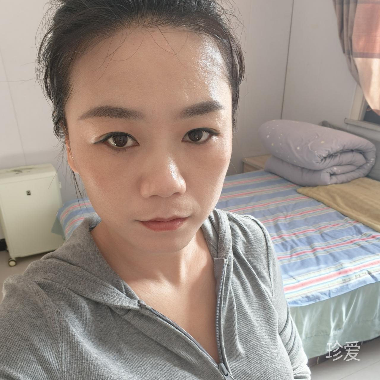 洛小汐