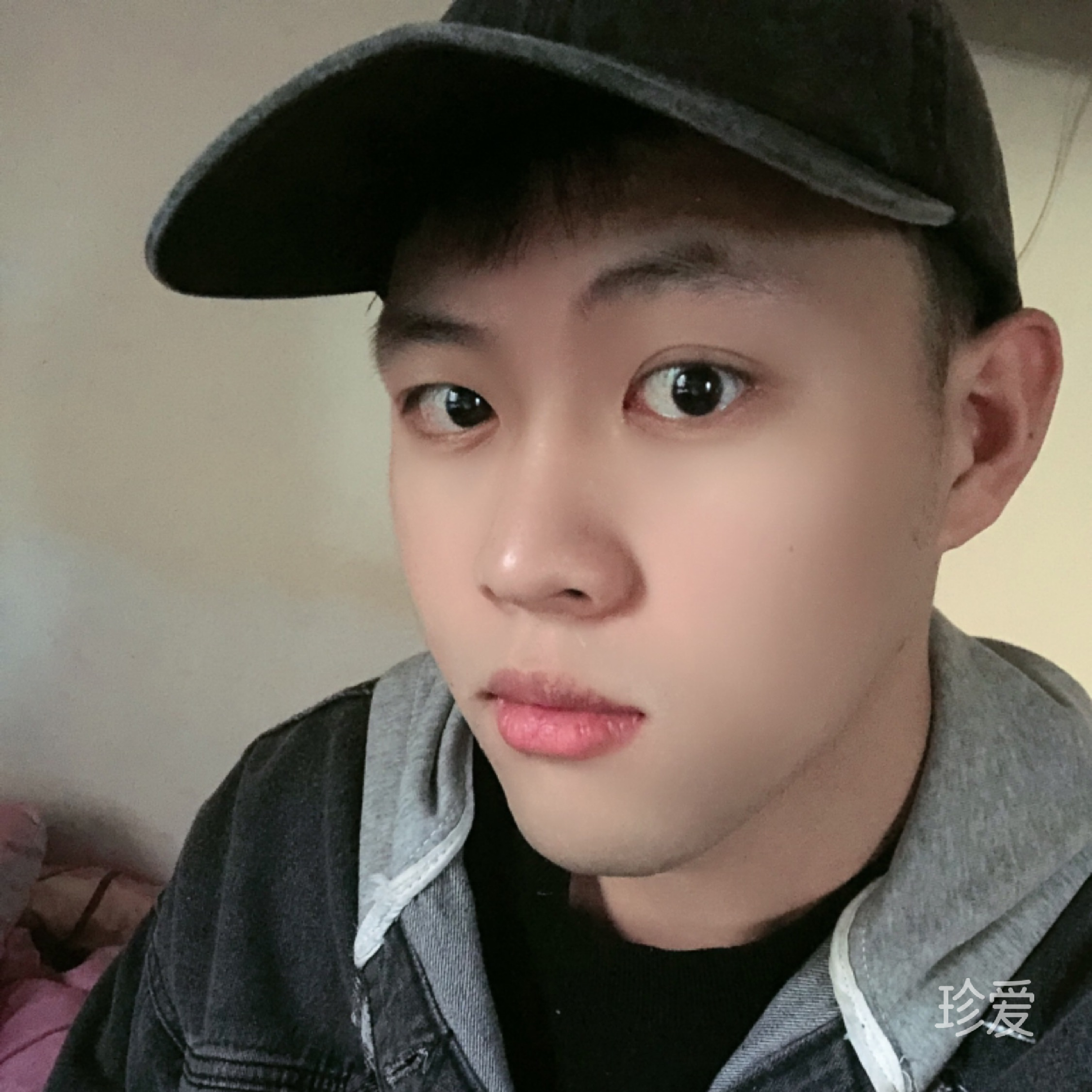 現(xiàn)實(shí)少年