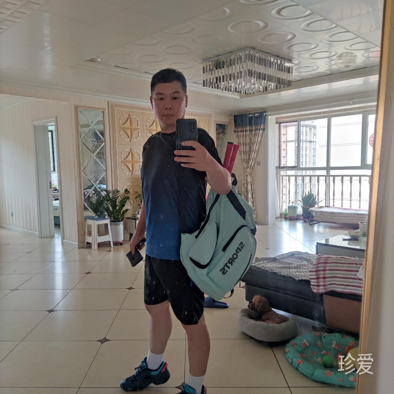 不抽煙西伯利亞狼