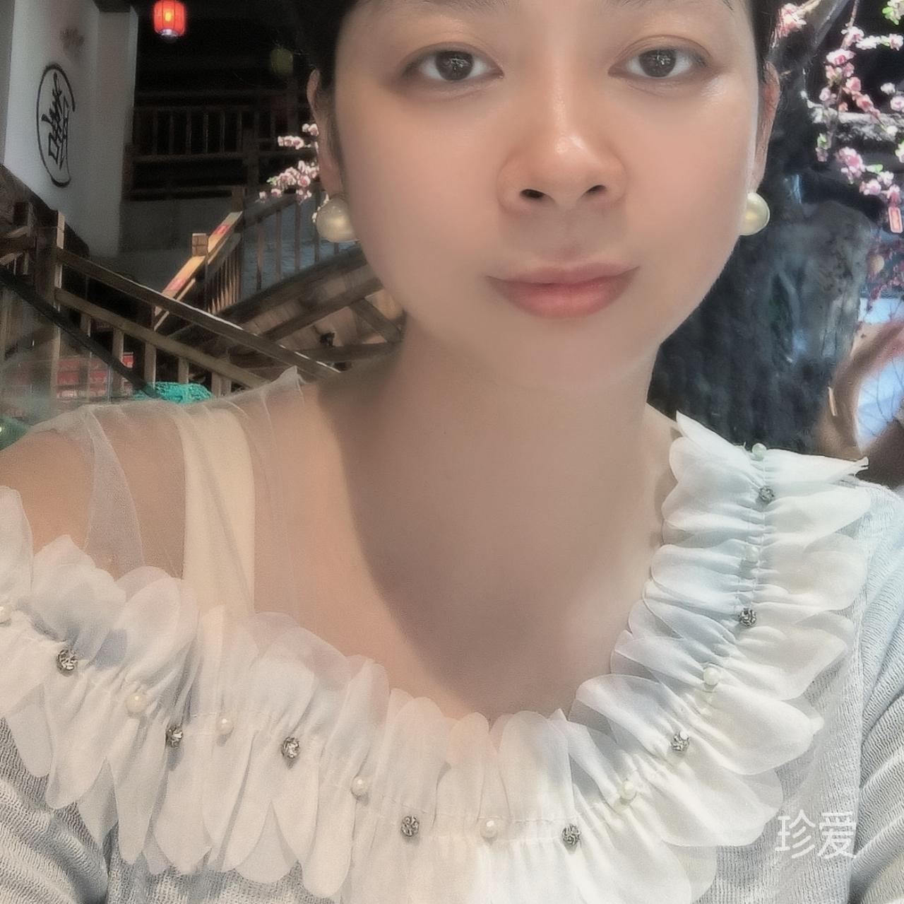 风中的百合
