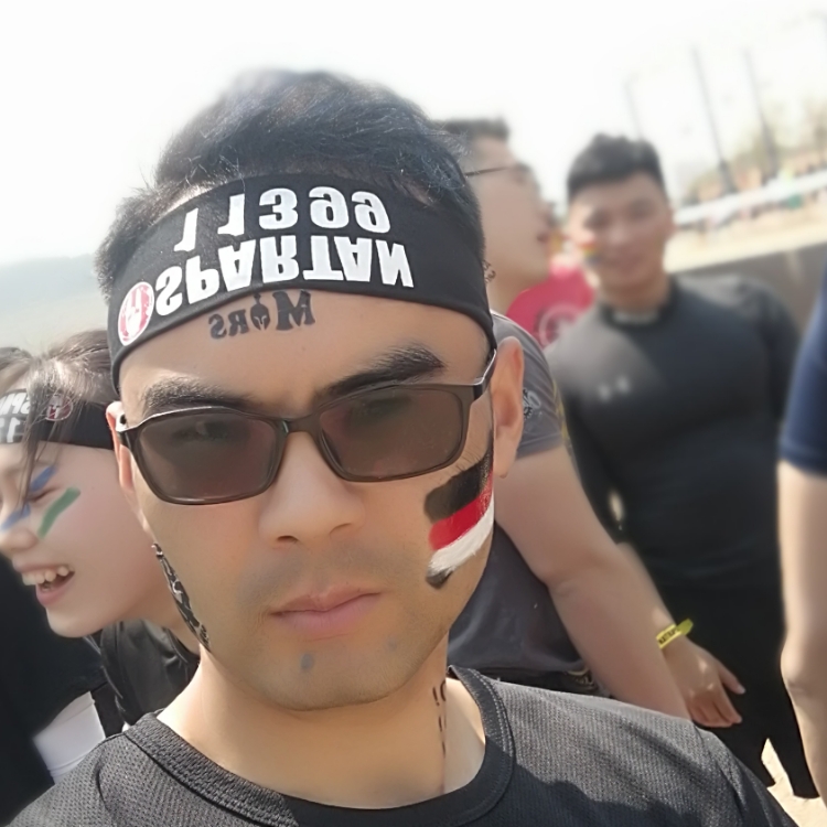 爱撸铁的单身崽