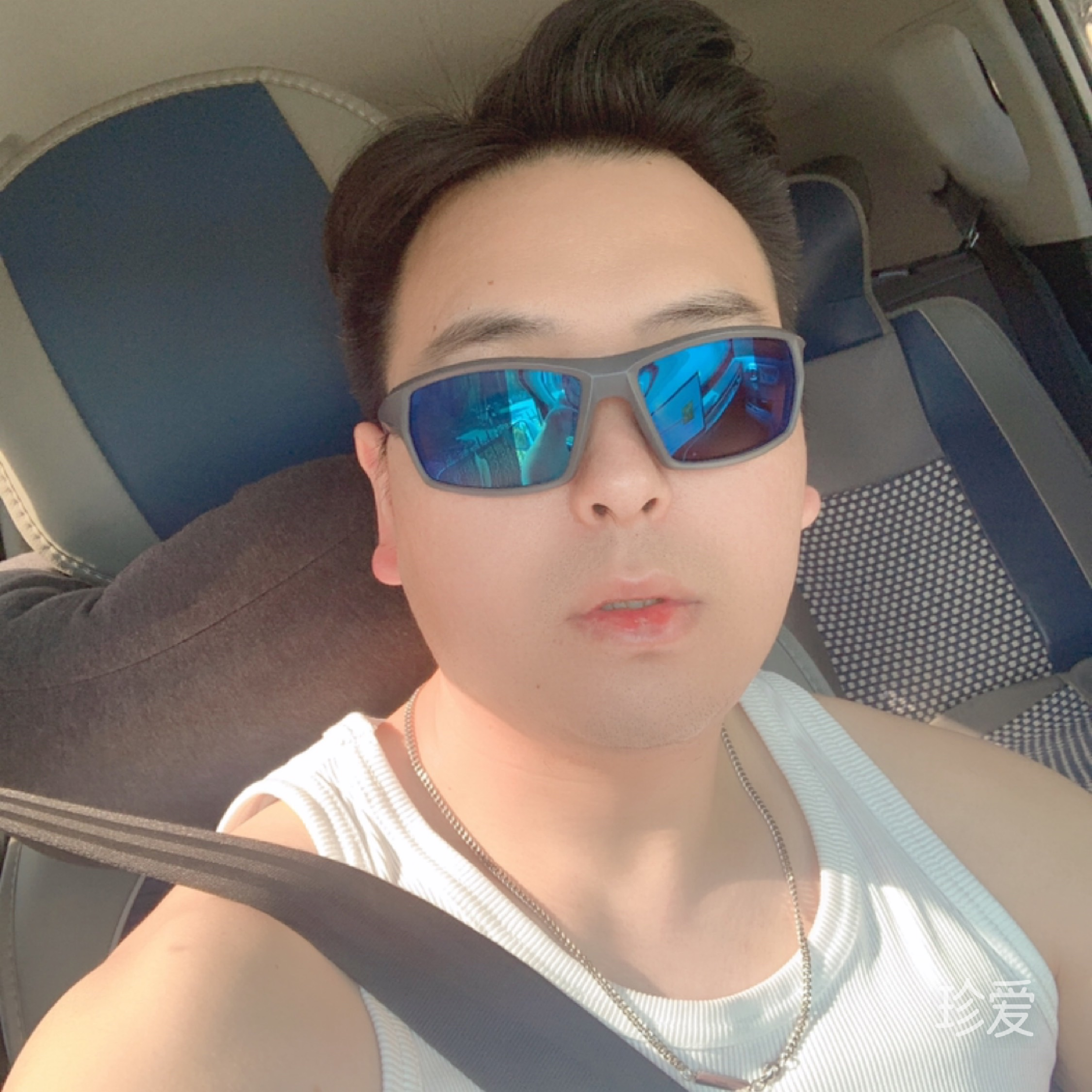 找个一起吃早餐的