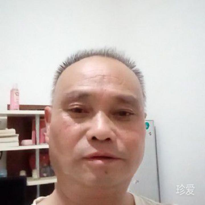 悶悶的男人