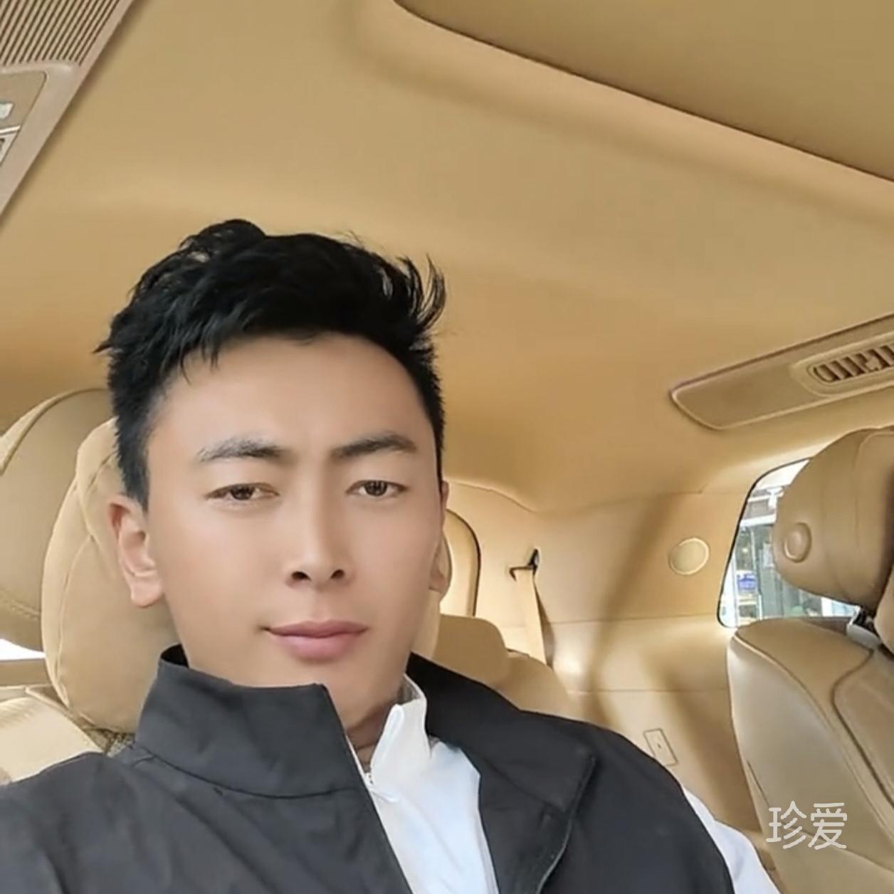 天使男