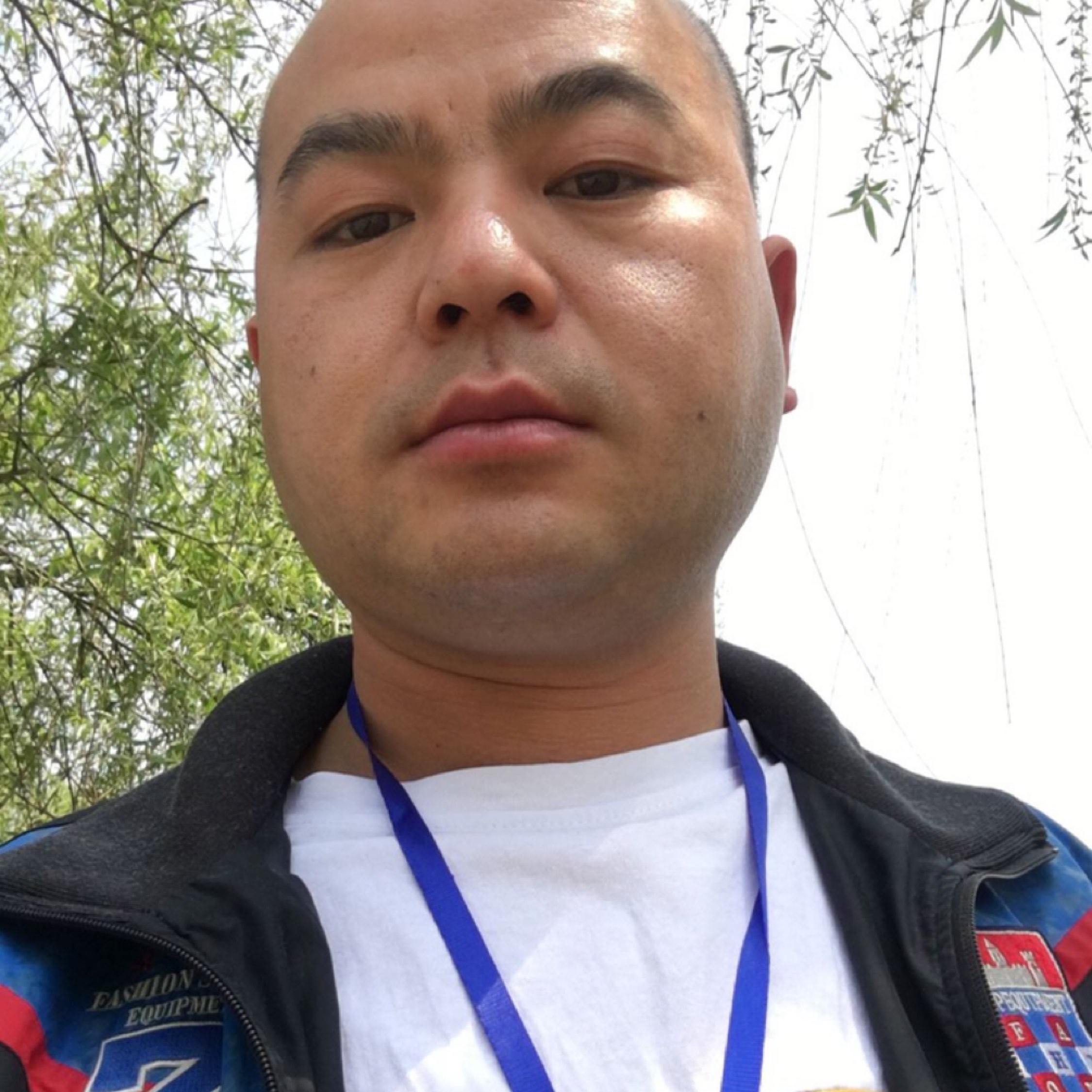 攜手同行共度余生