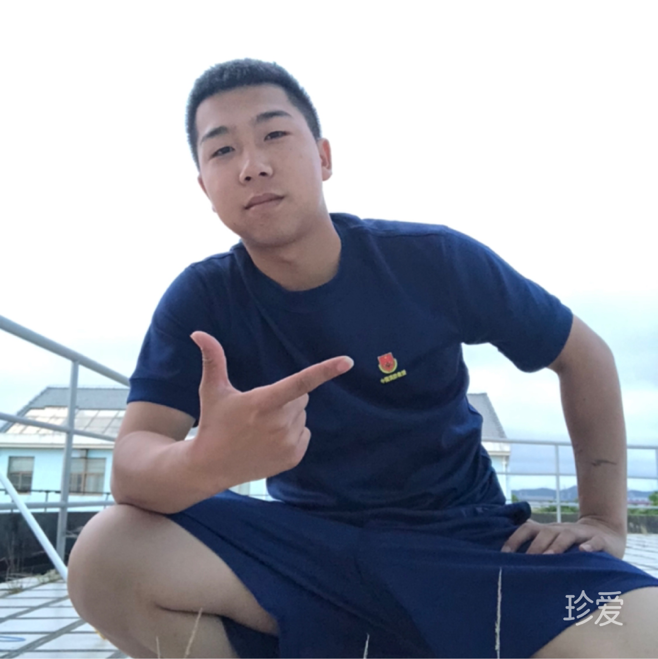 做個(gè)詩(shī)人